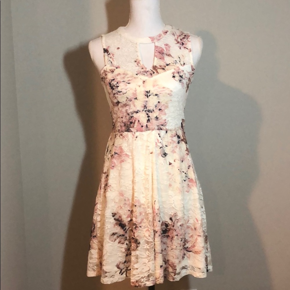 💞 Lace overlay romantic boho NWT Victorian